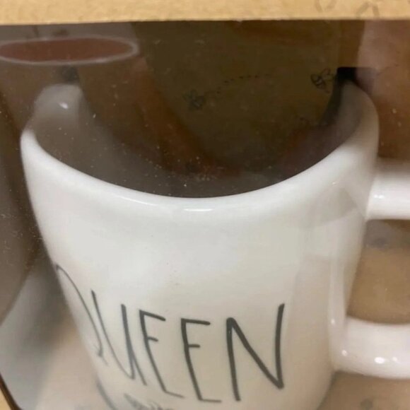 Rae‎ Dunn Queen Bee Mug & Honey Pot Set New With Tags! - Picture 4 of 4